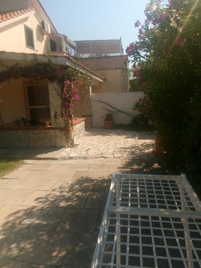 Villa Oleandro Ciccino Βιέστε Εξωτερικό φωτογραφία